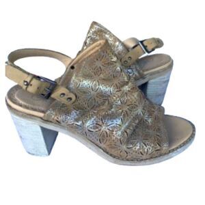 Naughty Monkey Nyxx Ankle Bootie Sandals  Size 6.5 Metallic Chunky Heels Open To